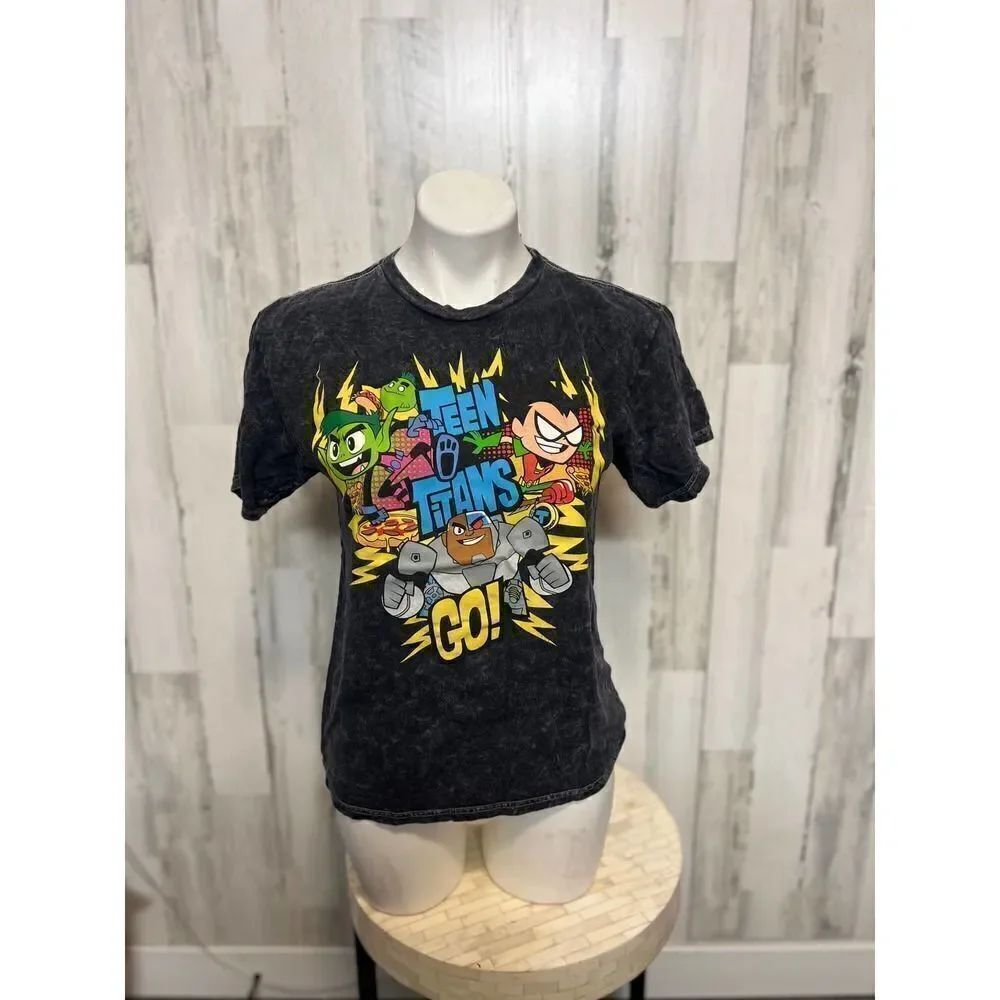 Teen titans tshirt